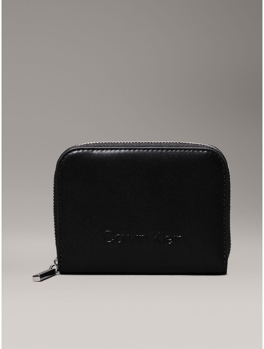 BILLETERA EMBOSSED LOGO ZIP MD WALLET