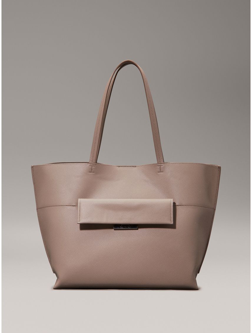 CARTERA CK LINEAR MD SHOPPER_SAFFIANO