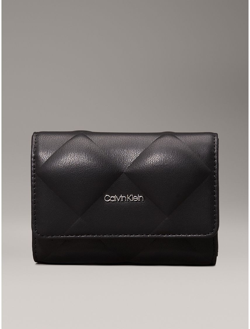 BILLETERA DIAMOND QUILT SMALL TRIFOLD