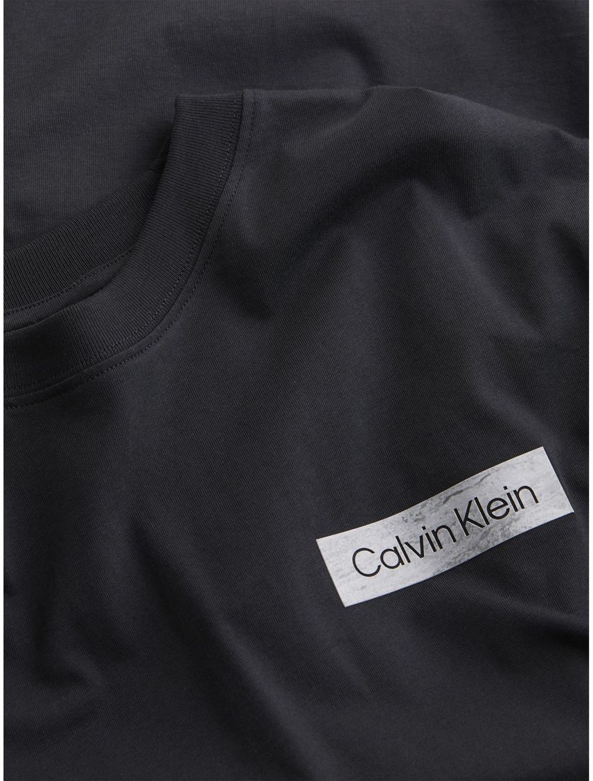 CAMISETA RAISED CONCRETE LOGO LS T-SHIR CK