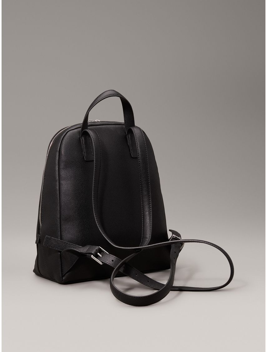 CARTERA CK MUST DOME BACKPACK_CAVIAR