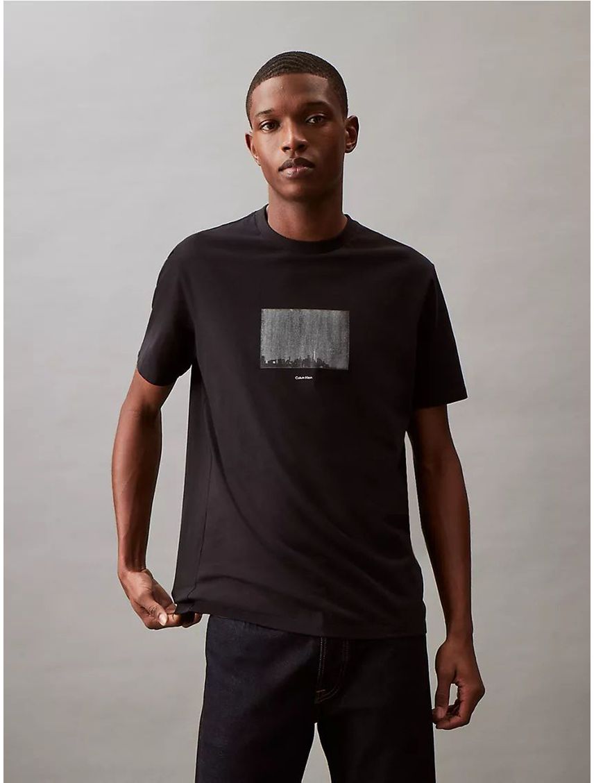 CAMISETA SS NYC DISTANT SKYLINE LOGO CR CK