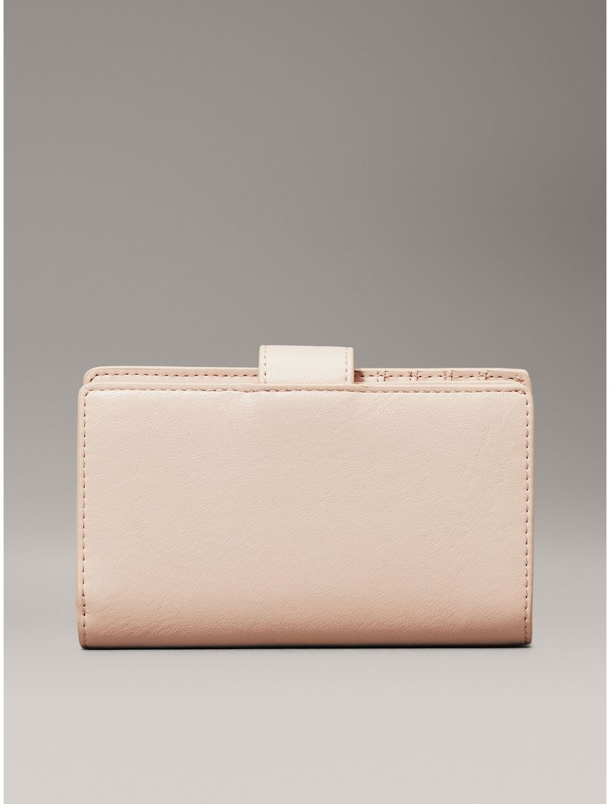 BILLETERA HARDWARE SNAP MEDIUM BIFOLD