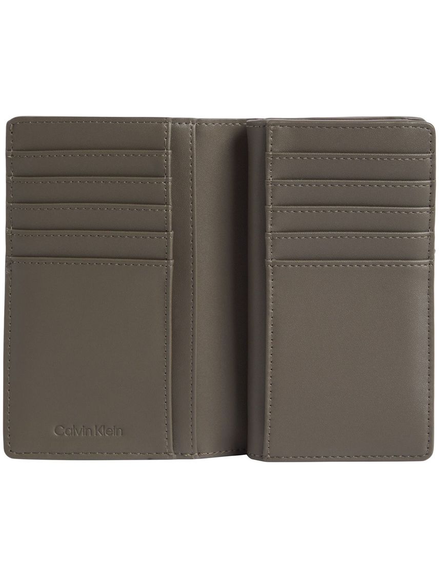 BILLETERA HARDWARE SNAP MEDIUM BIFOLD