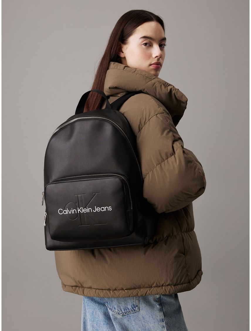 MOCHILA CALVIN KLEIN PARA MUJERES CK