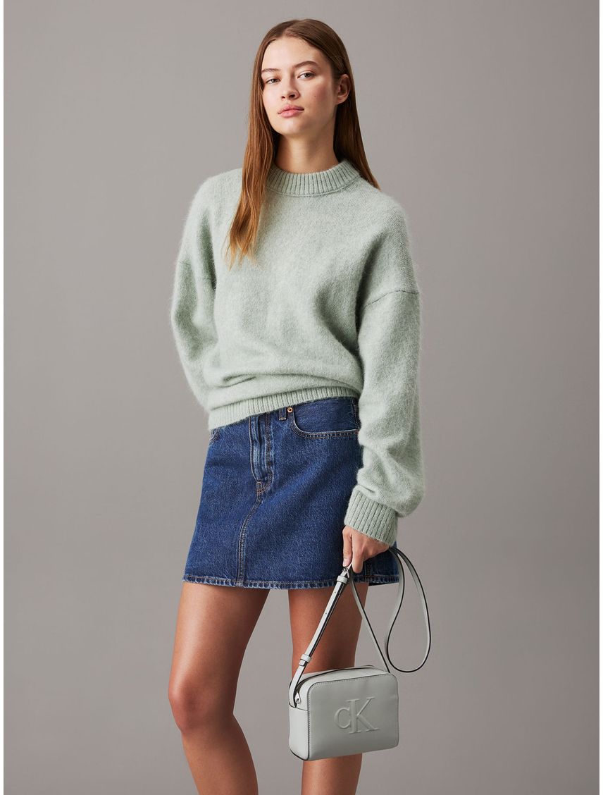 CARTERA SCULPTED CAMERA BAG DEBOSS