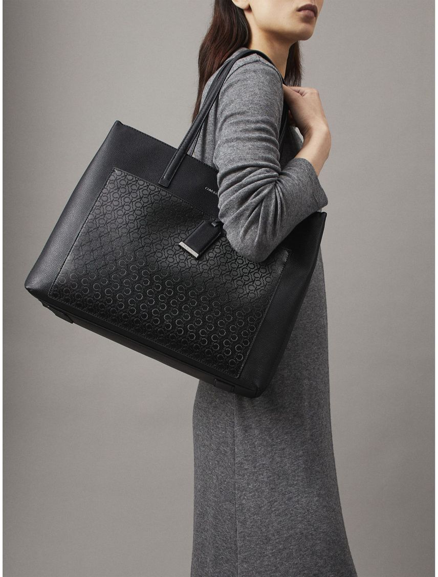 CARTERA CK MUST MEDIUM SHOPPER_MONO