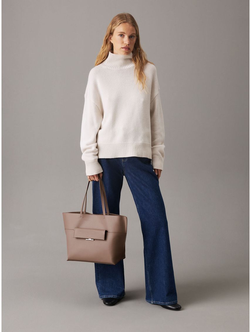 CARTERA CK LINEAR MD SHOPPER_SAFFIANO