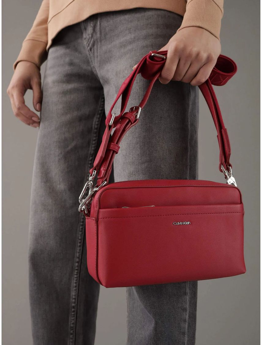 CARTERA MUST CONVERTIBLE CAMERA BAG CK