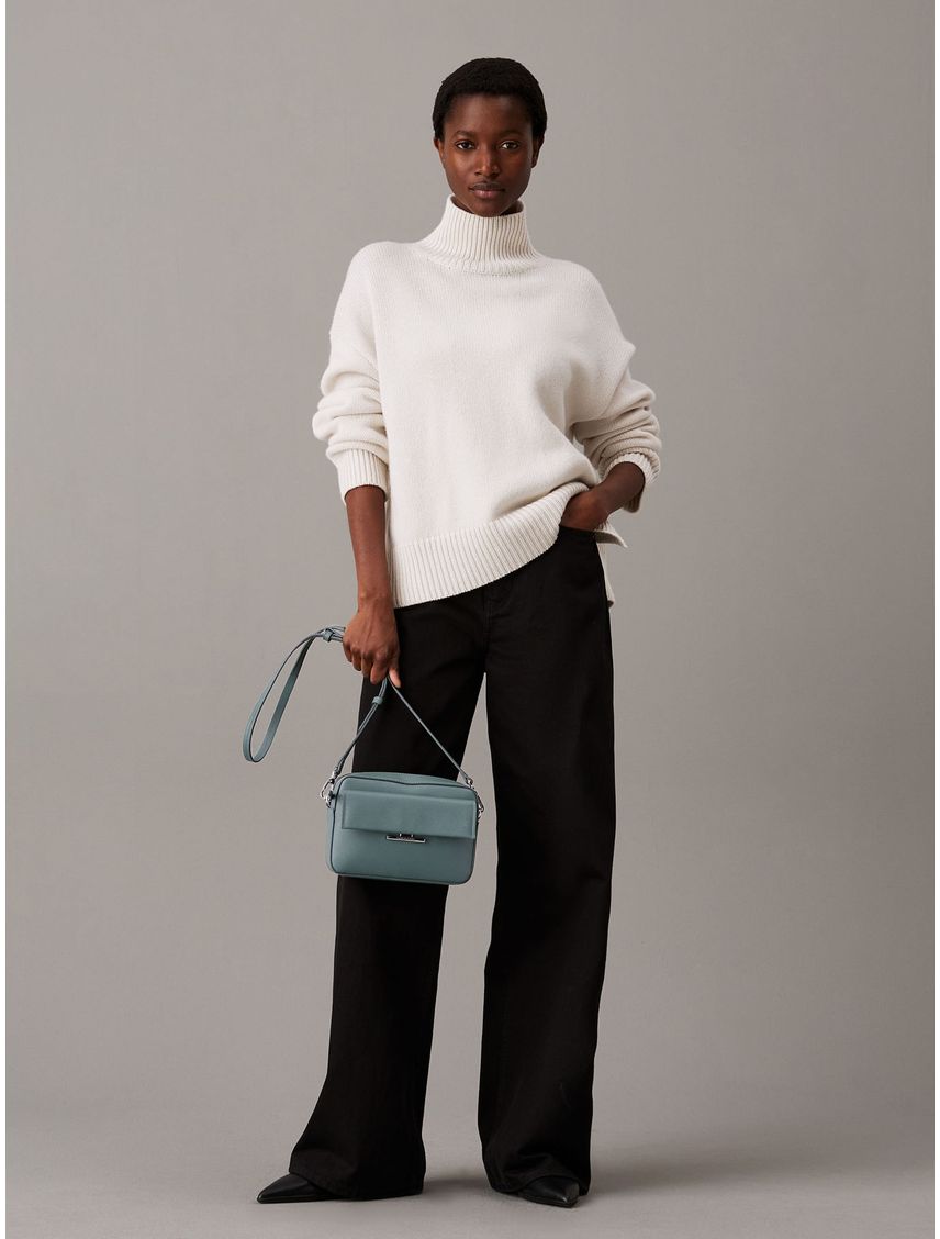 CARTERA CK LINEAR CAMERA BAG_SAFFIANO