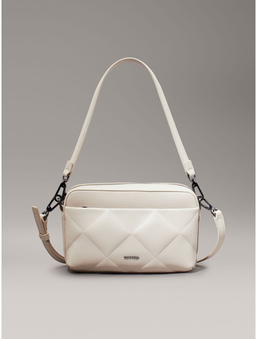 CARTERA DIAMOND QUILT CAMERA BAG W/PKT CK